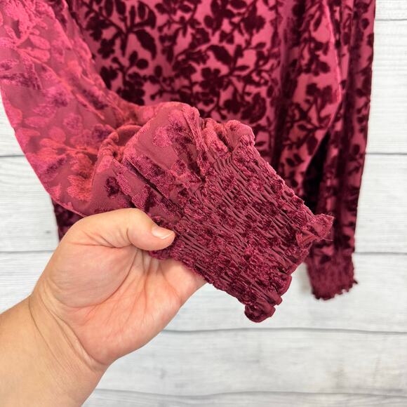 Maurices Plus Size Maroon Velour Mock Neck Floral Long Sleeve Top Size 1X - Picture 3 of 9